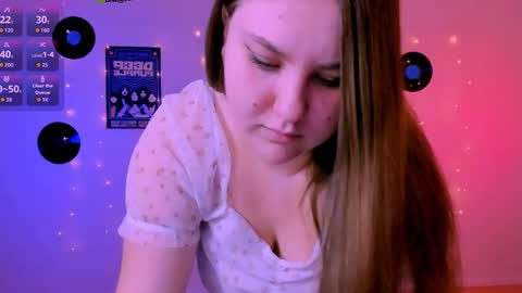dina_bloom online show from 04/28/26, 09:03