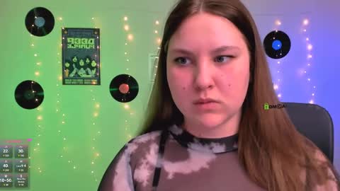 dina_bloom online show from 05/02/26, 07:19