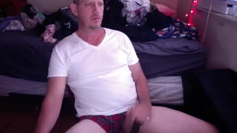 ManDingoMan online show from 10/09/25, 01:53