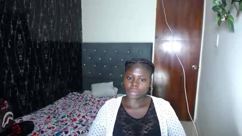 Snapshot of dinotra chatting on 03/22/26, 07:17 ANDREA online show from 03/22/26, 07:17