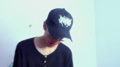 Snapshot of dio_star chatting on 11/19/25, 12:16 Dio online show from 11/19/25, 12:16