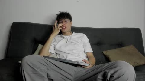 Snapshot of dio_star chatting on 01/13/26, 08:25 Dio online show from 01/13/26, 08:25