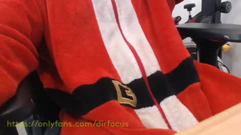 Snapshot of dirfocus chatting on 05/19/26, 12:05 Z online show from 05/19/26, 12:05