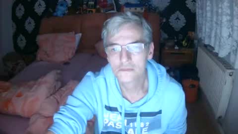 Snapshot of dirk6873 chatting on 02/07/25, 06:02 Adam Carla online show from 02/07/25, 06:02