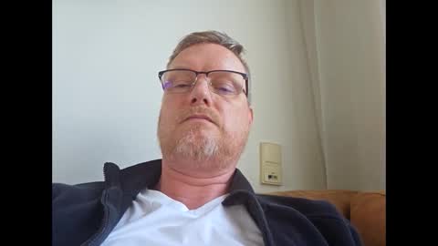 dirkkie1975 online show from 03/28/26, 02:49