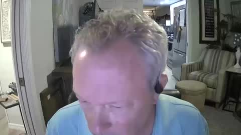 Snapshot of dirkpitt223 chatting on 03/04/25, 01:12 DirtkPitt Fun guy working online show from 03/04/25, 01:12