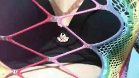 Snapshot of dirtigame chatting on 11/28/25, 03:25 dirtigame online show from 11/28/25, 03:25