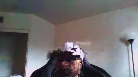 Snapshot of dirtrider15 chatting on 04/06/26, 05:47 dirtrider15 online show from 04/06/26, 05:47