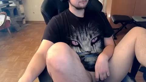 Snapshot of dirty_fun_boy chatting on 01/20/25, 01:11 dirty_fun_boy online show from 01/20/25, 01:11