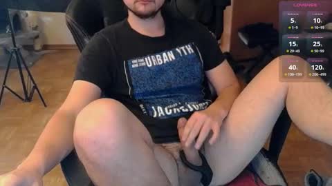 Snapshot of dirty_fun_boy chatting on 10/05/25, 01:20 dirty_fun_boy online show from 10/05/25, 01:20