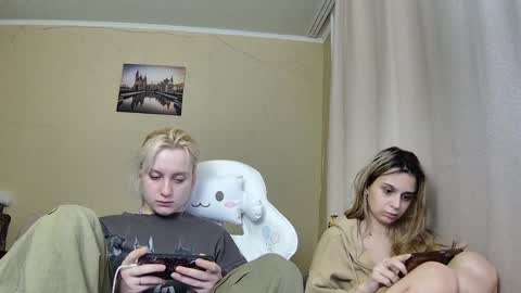 Snapshot of dirty_kiss69 chatting on 03/27/26, 06:18 Dirty Kiss69 online show from 03/27/26, 06:18