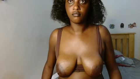 Snapshot of dirty_slutts chatting on 10/11/25, 01:49 sisi and grovin online show from 10/11/25, 01:49