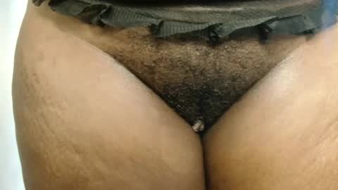 Snapshot of dirty_slutts chatting on 10/26/25, 12:49 sisi and grovin online show from 10/26/25, 12:49