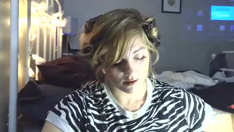 Daisy Wylde online show from 12/31/24, 04:04