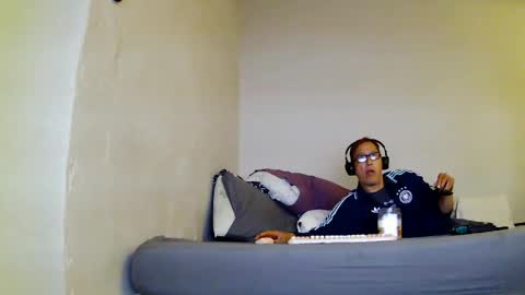 Snapshot of dirtydio chatting on 05/09/26, 04:23 dirtydio online show from 05/09/26, 04:23