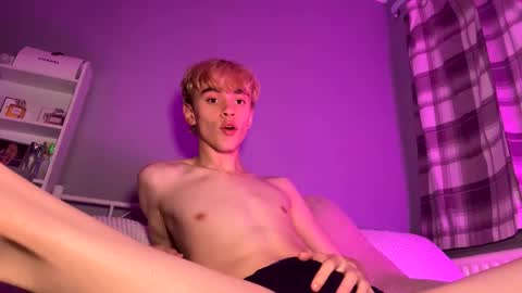 Dylan  online show from 04/27/26, 08:29