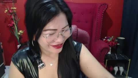 LatexQueen online show from 01/29/25, 01:49