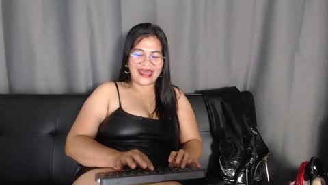 LatexQueen online show from 09/20/25, 05:14