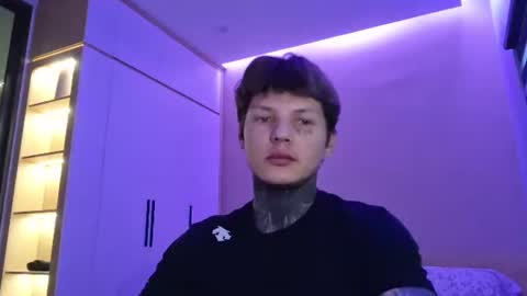 dirtymercedes online show from 06/10/26, 06:45