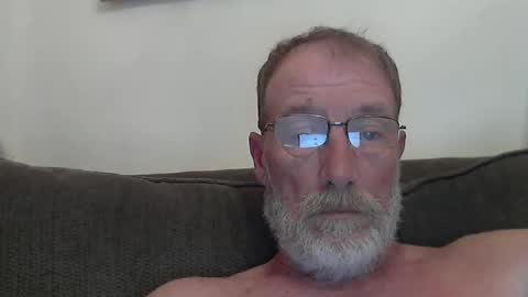 Snapshot of dirtynastyoldman chatting on 09/17/25, 02:57 dirtynastyoldman online show from 09/17/25, 02:57