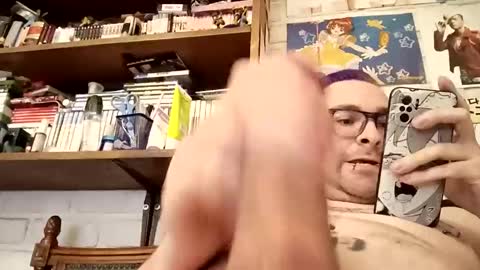 Snapshot of dirtyxboy chatting on 09/17/25, 11:50 DirtyXboi online show from 09/17/25, 11:50