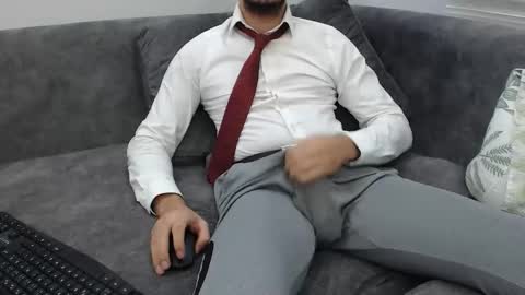 dirtyybooyy77 online show from 11/16/25, 09:42