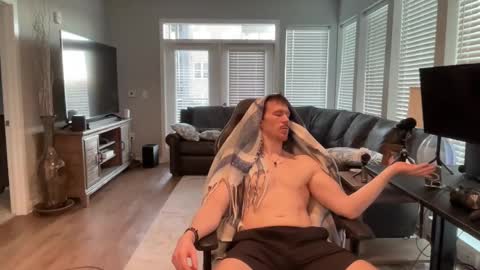 Snapshot of discgolf4life chatting on 03/08/25, 10:45 JustinDulgeXXX online show from 03/08/25, 10:45