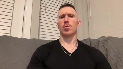 Snapshot of discgolf4life chatting on 11/13/25, 03:05 JustinDulgeXXX online show from 11/13/25, 03:05