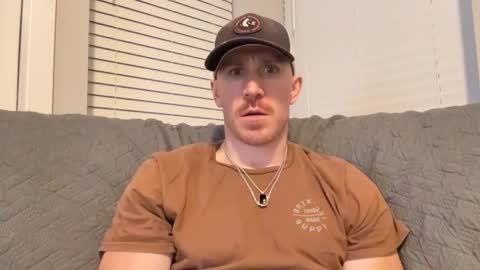 Snapshot of discgolf4life chatting on 11/16/25, 04:18 JustinDulgeXXX online show from 11/16/25, 04:18