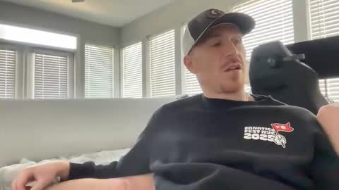 Snapshot of discgolf4life chatting on 11/28/25, 05:04 JustinDulgeXXX online show from 11/28/25, 05:04