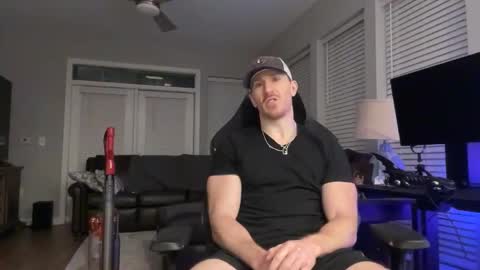 Snapshot of discgolf4life chatting on 12/23/25, 02:53 JustinDulgeXXX online show from 12/23/25, 02:53