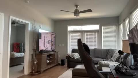 Snapshot of discgolf4life chatting on 02/07/26, 05:27 JustinDulgeXXX online show from 02/07/26, 05:27