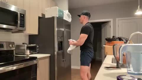 Snapshot of discgolf4life chatting on 02/26/26, 01:26 JustinDulgeXXX online show from 02/26/26, 01:26