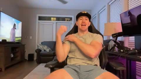 Snapshot of discgolf4life chatting on 02/28/26, 12:33 JustinDulgeXXX online show from 02/28/26, 12:33