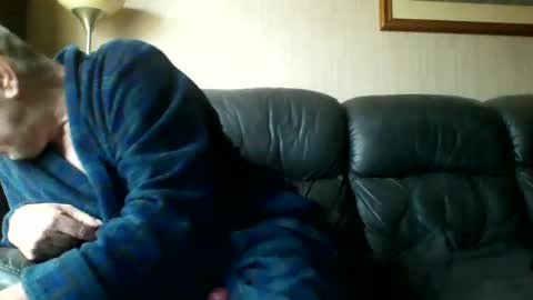 Snapshot of discovery63 chatting on 12/31/24, 11:42 discovery63 online show from 12/31/24, 11:42