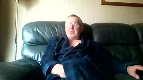 Snapshot of discovery63 chatting on 01/23/25, 01:35 discovery63 online show from 01/23/25, 01:35