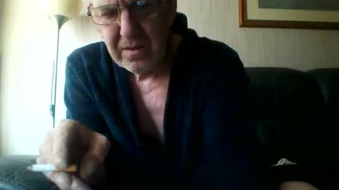 Snapshot of discovery63 chatting on 01/12/26, 01:38 discovery63 online show from 01/12/26, 01:38