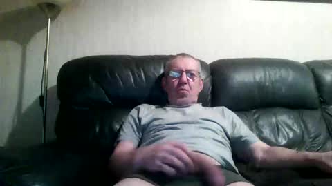 Snapshot of discovery63 chatting on 02/03/26, 07:19 discovery63 online show from 02/03/26, 07:19