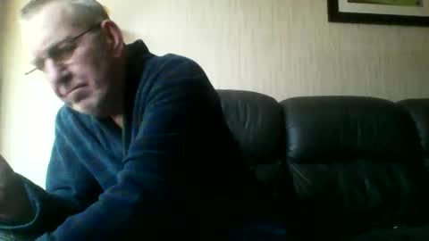 Snapshot of discovery63 chatting on 02/08/26, 11:35 discovery63 online show from 02/08/26, 11:35