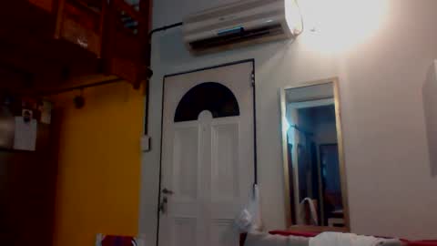 Snapshot of discretopasivo chatting on 05/30/26, 01:46 discretopasivo online show from 05/30/26, 01:46