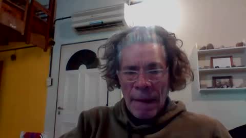 Snapshot of discretopasivo chatting on 05/31/26, 09:38 discretopasivo online show from 05/31/26, 09:38