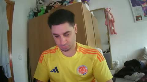 Snapshot of diselobienclaro chatting on 03/05/26, 02:02 diselobienclaro online show from 03/05/26, 02:02
