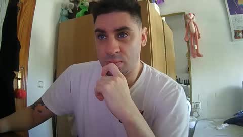 Snapshot of diselobienclaro chatting on 03/24/26, 12:32 diselobienclaro online show from 03/24/26, 12:32