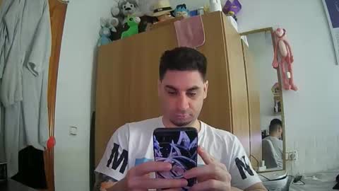 Snapshot of diselobienclaro chatting on 04/17/26, 12:08 diselobienclaro online show from 04/17/26, 12:08