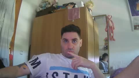Snapshot of diselobienclaro chatting on 05/12/26, 10:23 diselobienclaro online show from 05/12/26, 10:23