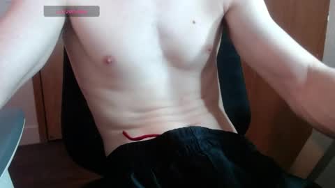 Snapshot of disorderlyslut chatting on 05/24/26, 12:43 disorderlyslut online show from 05/24/26, 12:43