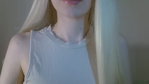 DitaMilton online show from 06/04/26, 08:15