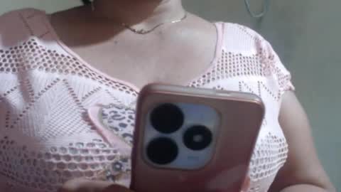 Snapshot of diviina chatting on 06/21/26, 02:30 diviina online show from 06/21/26, 02:30