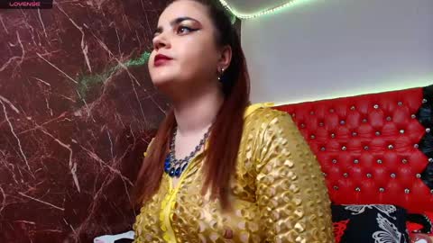 Snapshot of divine_goddess69 chatting on 06/08/26, 09:26 Ana online show from 06/08/26, 09:26