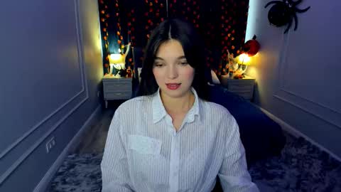 Snapshot of divineamour chatting on 10/12/25, 05:28 Hannah online show from 10/12/25, 05:28